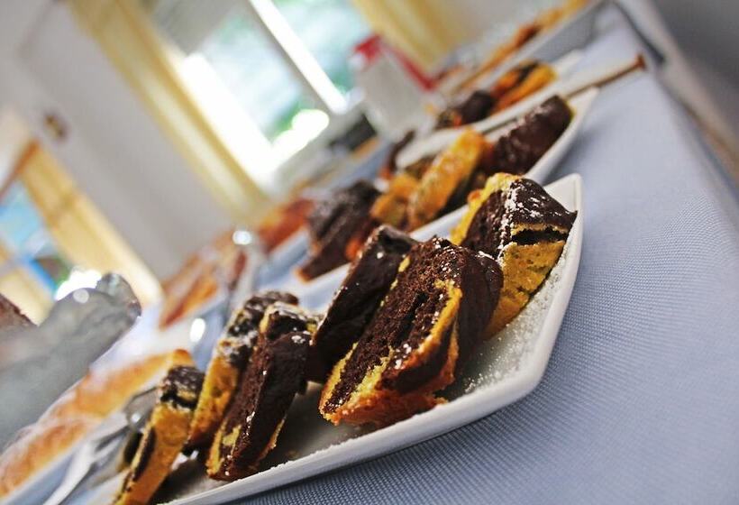 ホテル Montefiore