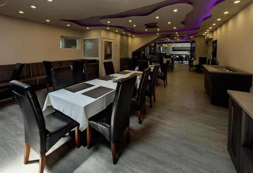 酒店 Oázis Wellness Panzio