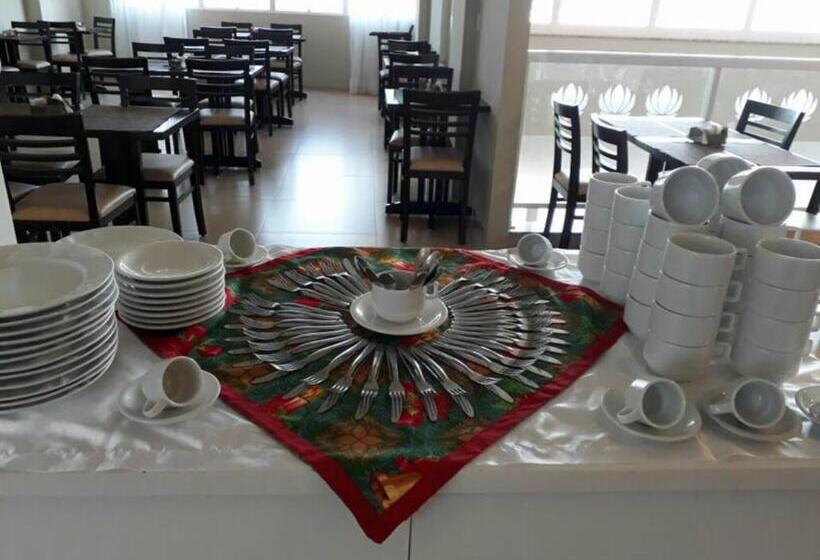 בית מלון כפרי Pak Suites