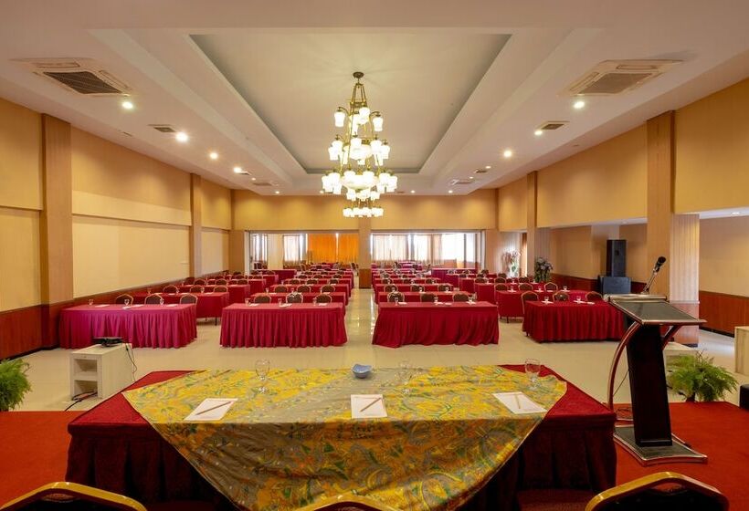 ホテル Red Chilies