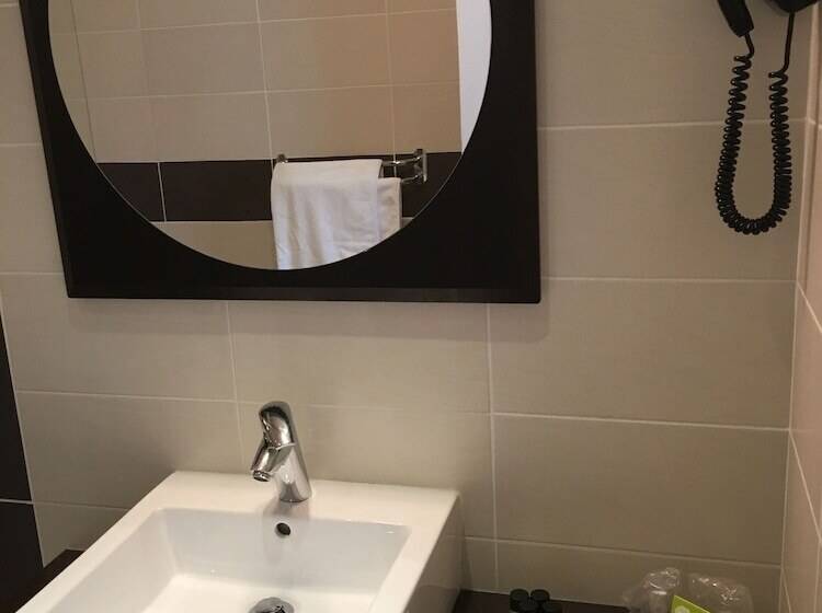 בית מלון כפרי Restaurant Le Moulin