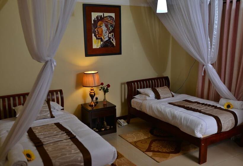 هتل Royal Victoria House