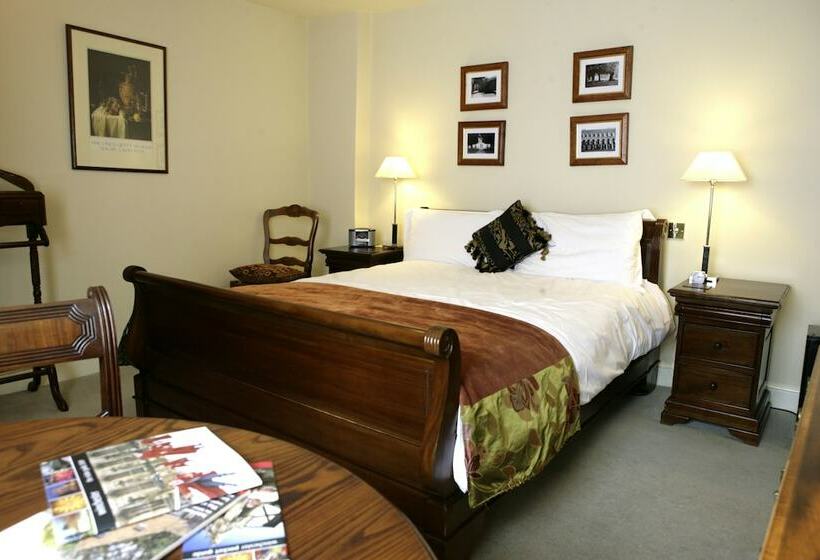 ホテル The Old Vine