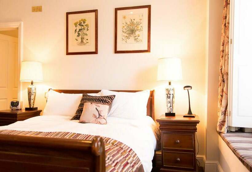 ホテル The Old Vine