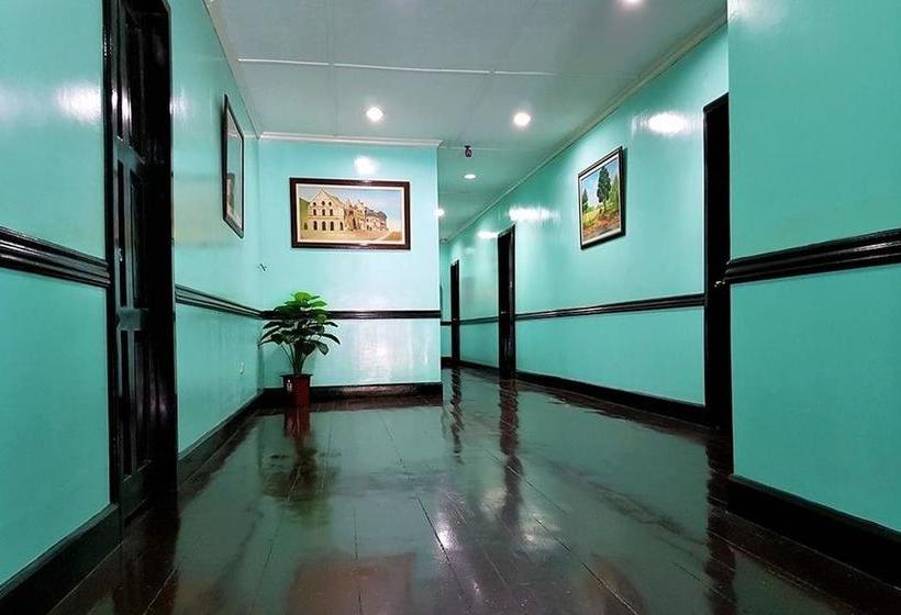 هتل Zen Rooms Vest Grand Suites Bohol