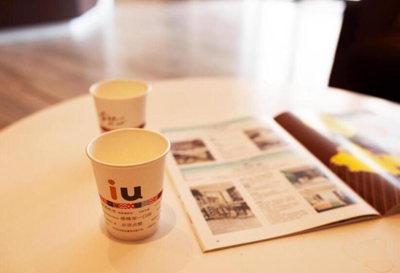 Iu Hotel Chongqing Changshou Fengcheng
