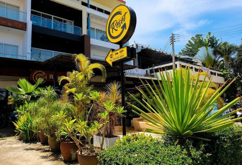 Reset Hostel