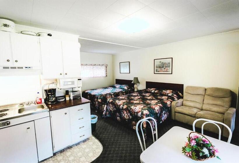 منتجع High Falls Bay Cottages, Camping & Waterpark