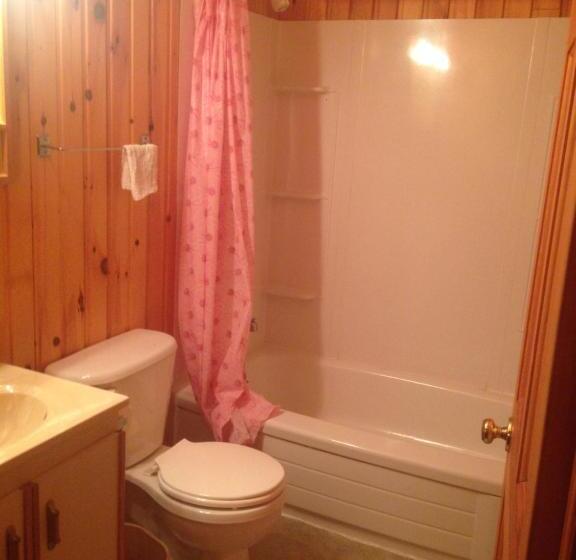 אתר נופש High Falls Bay Cottages, Camping & Waterpark
