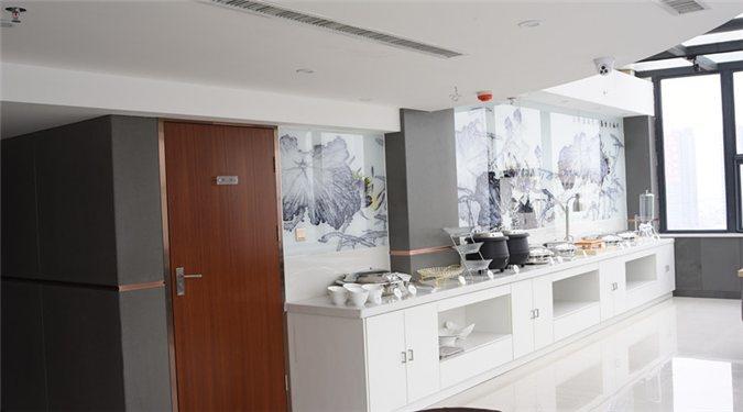 Starway Hotel Luoyang Mudan Square