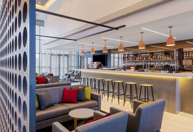 Travelodge Hotel Sydney Airport