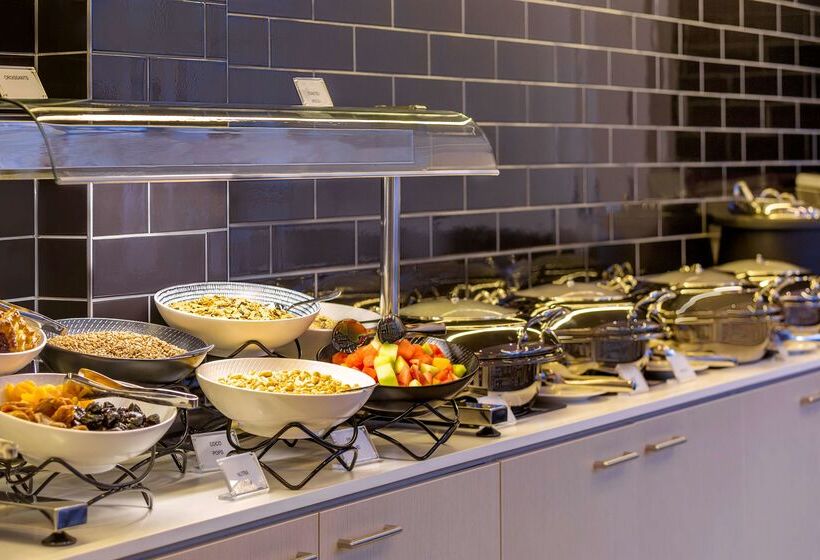 Travelodge Hotel Sydney Airport