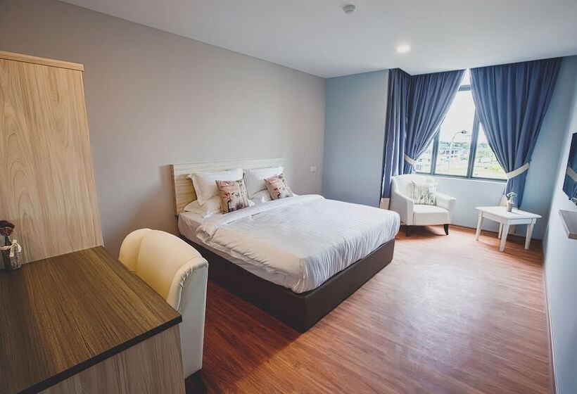 V3 Hotel & Residence Seri Alam