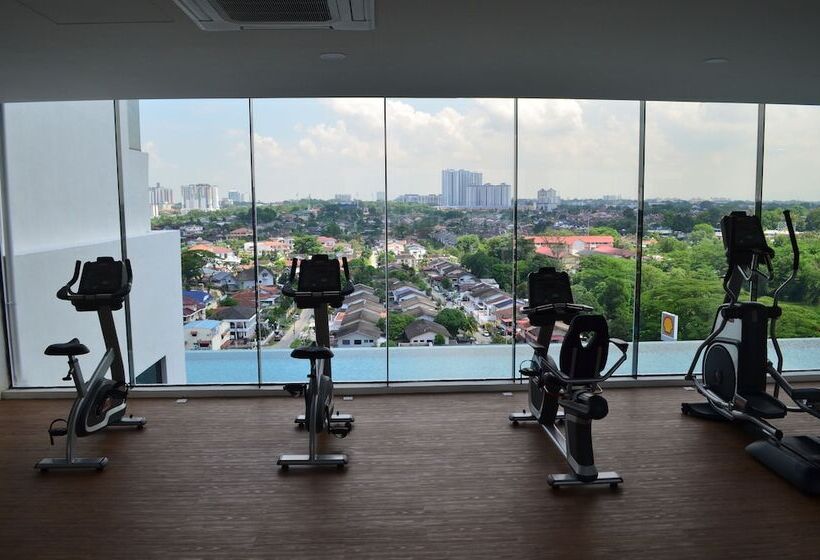 1 Tebrau Suites By Subhome