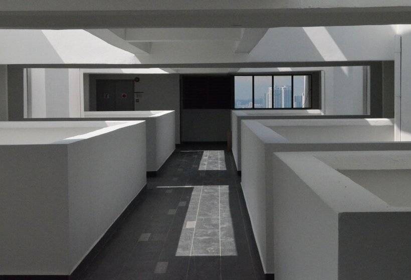 1 Tebrau Suites By Subhome