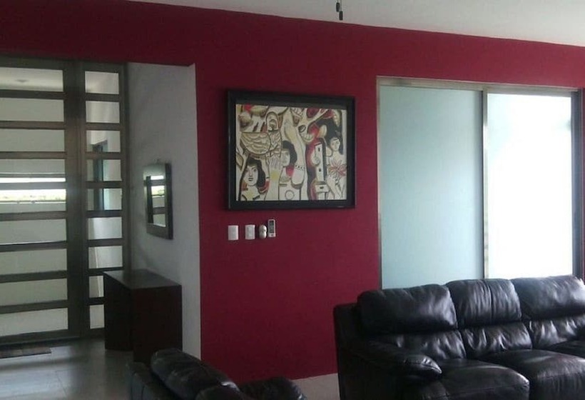 Общежитие Hostal Urbano