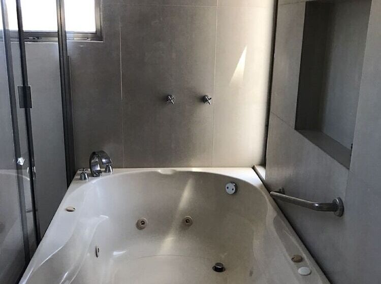 Общежитие Hostal Urbano