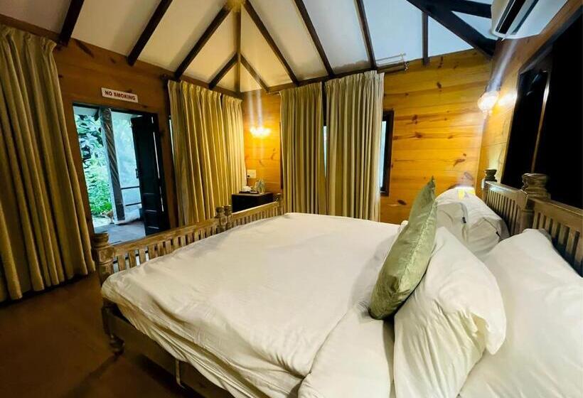 Amritara Aura Resort & Spa