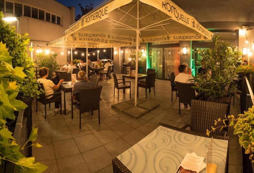 Azul Hotel & Restaurant Partizánske