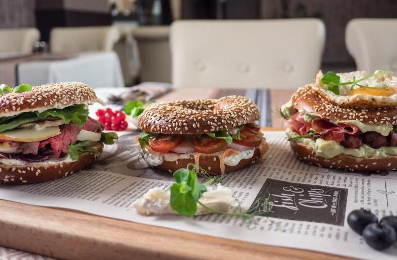 Azul Hotel & Restaurant Partizánske