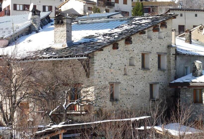 مبيت وإفطار Au Coeur Des Alpes