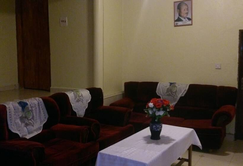 تختخواب و صبحانه City Park Motel