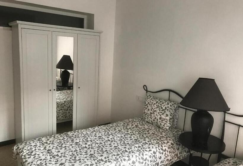 צימר Habitaciones Baobab