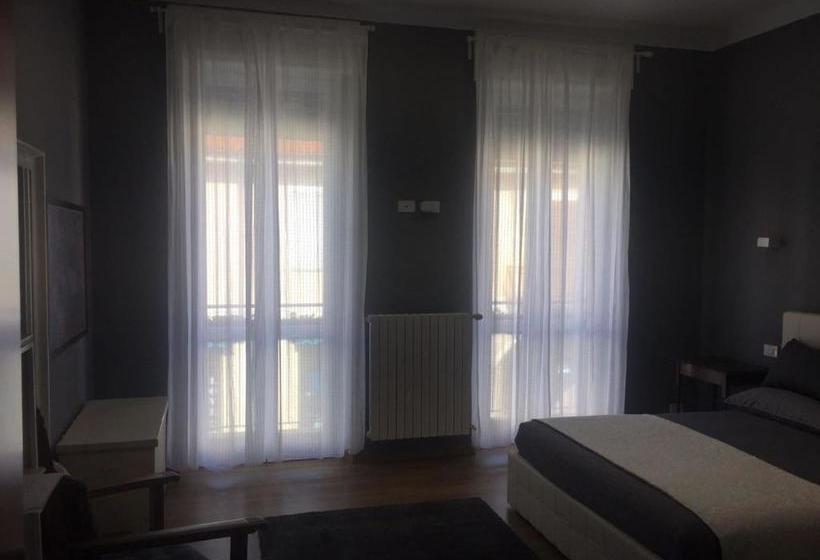 住宿加早餐  La Camera Con Vista