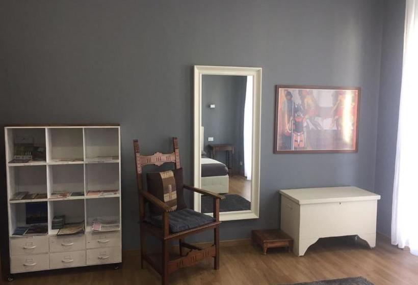 住宿加早餐  La Camera Con Vista