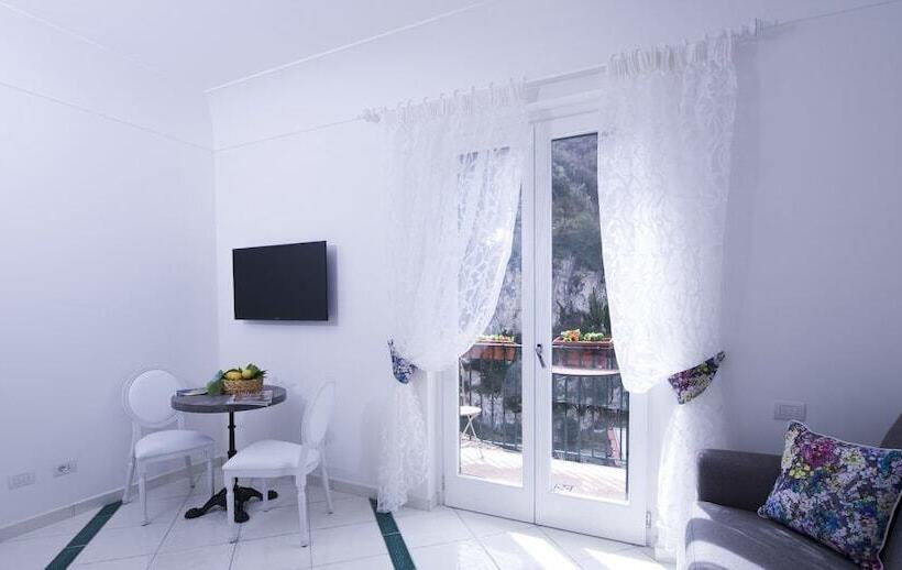 住宿加早餐  La Valle Delle Ferriere