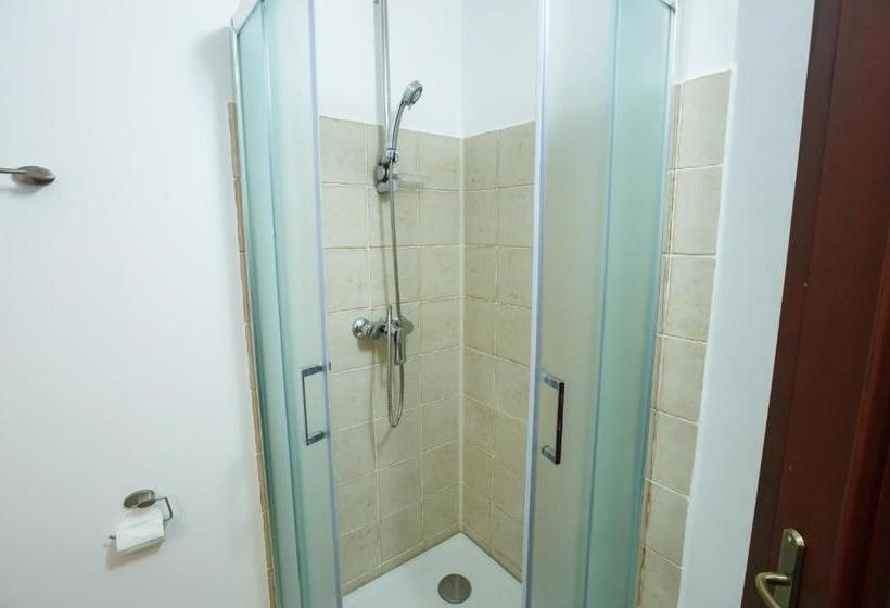 ベッドアンドブレックファースト Maisonette Apartments