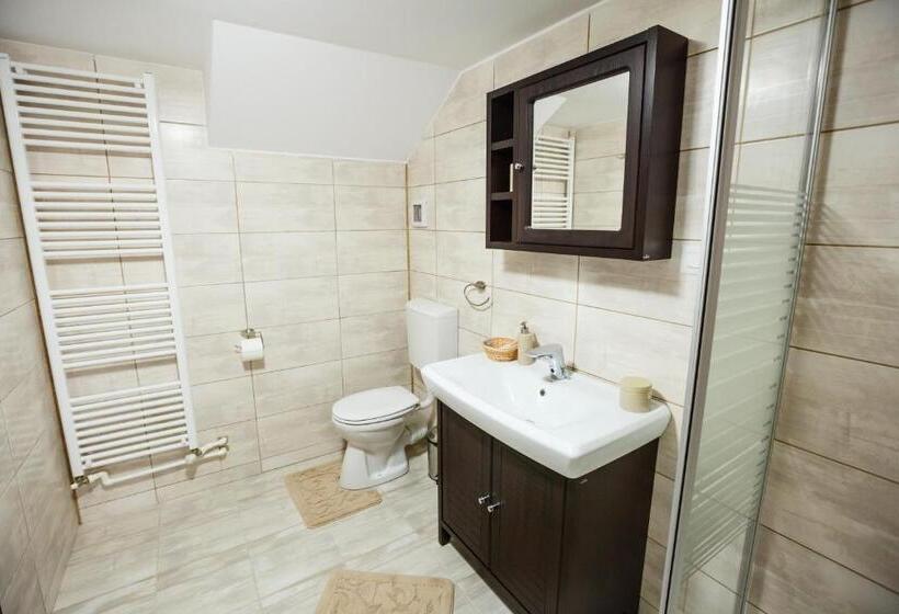 ベッドアンドブレックファースト Maisonette Apartments