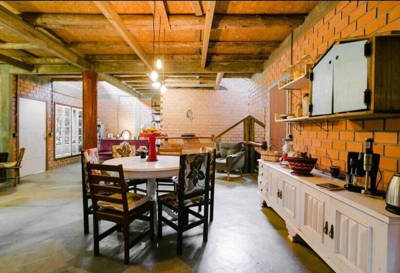 צימר Pousada Villa Morena