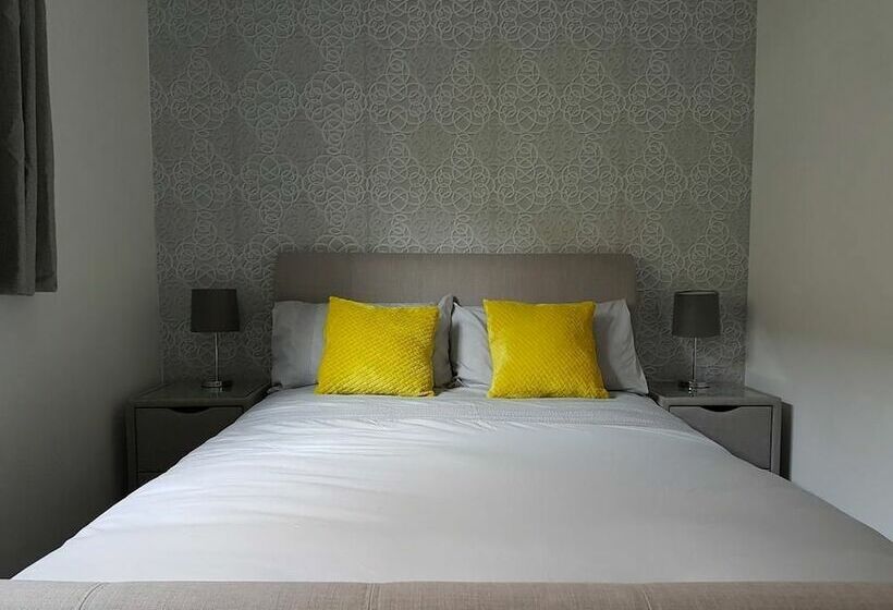 צימר The Dalby Rooms