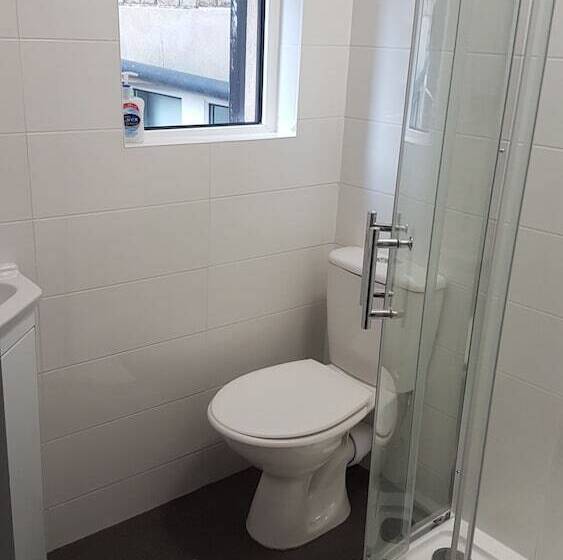 צימר The Dalby Rooms