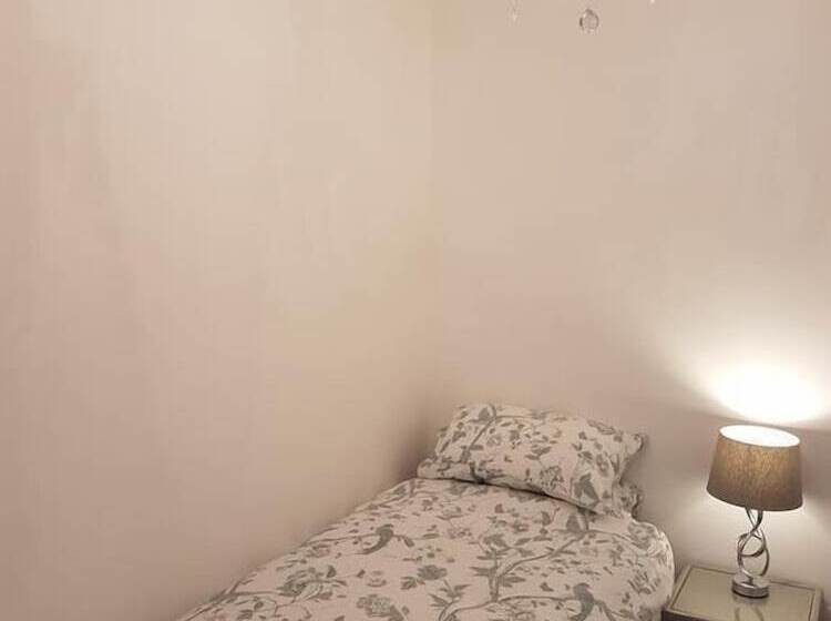 צימר The Dalby Rooms