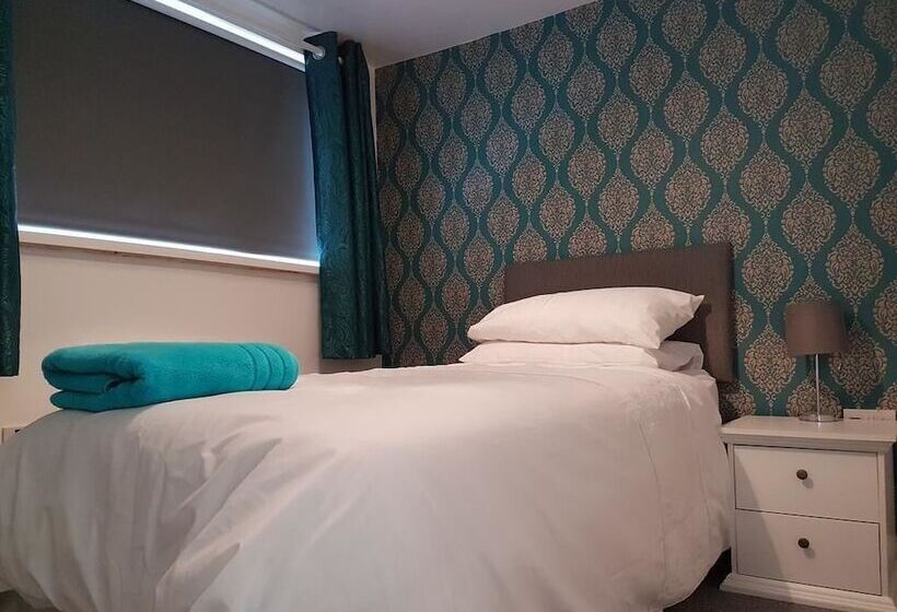 צימר The Dalby Rooms