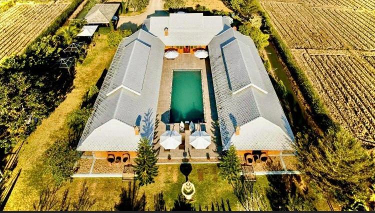 ベッドアンドブレックファースト The Wes Village, Incl Free Breakfast & 100 Thb Food Gift