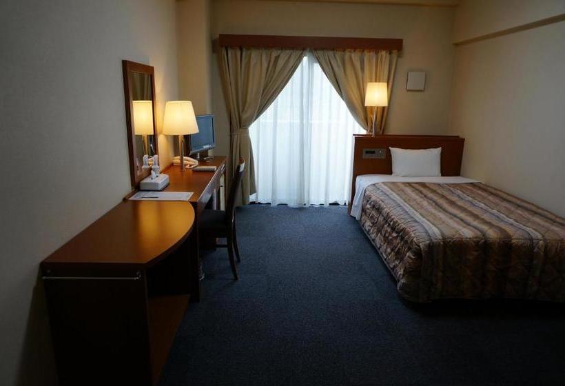 בית מלון כפרי Business  Shinten