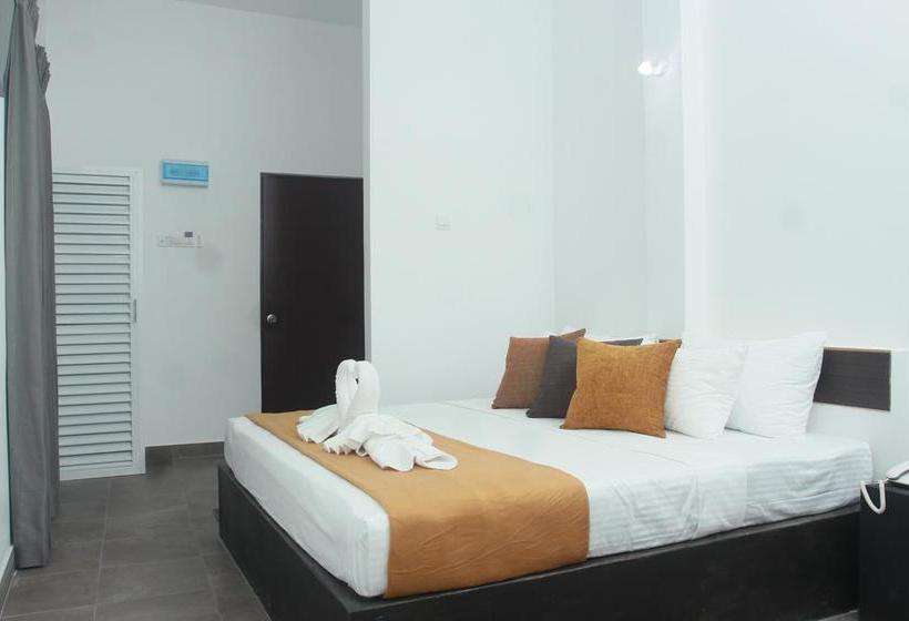 هتل Kings Gate Airport Transit