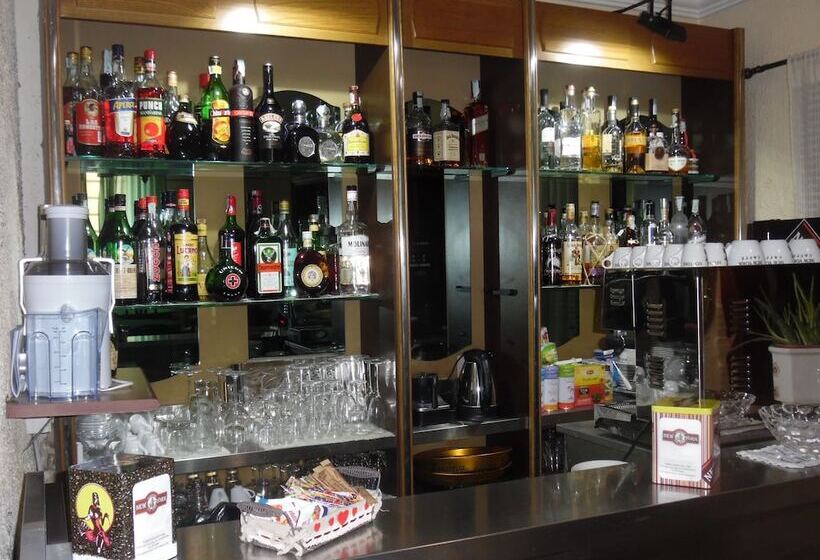 בית מלון כפרי Albergo Livorno