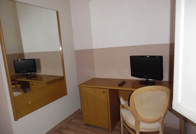 בית מלון כפרי Albergo Livorno