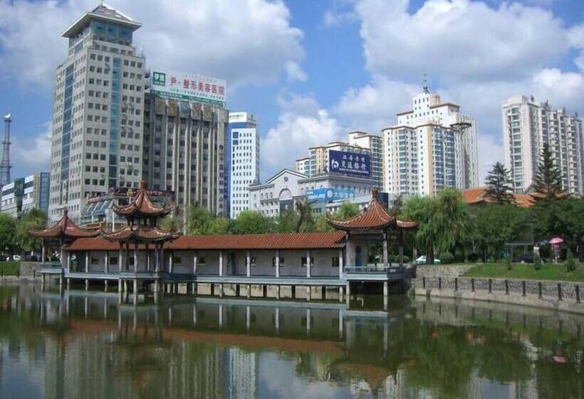 Отель Center Of City Creo