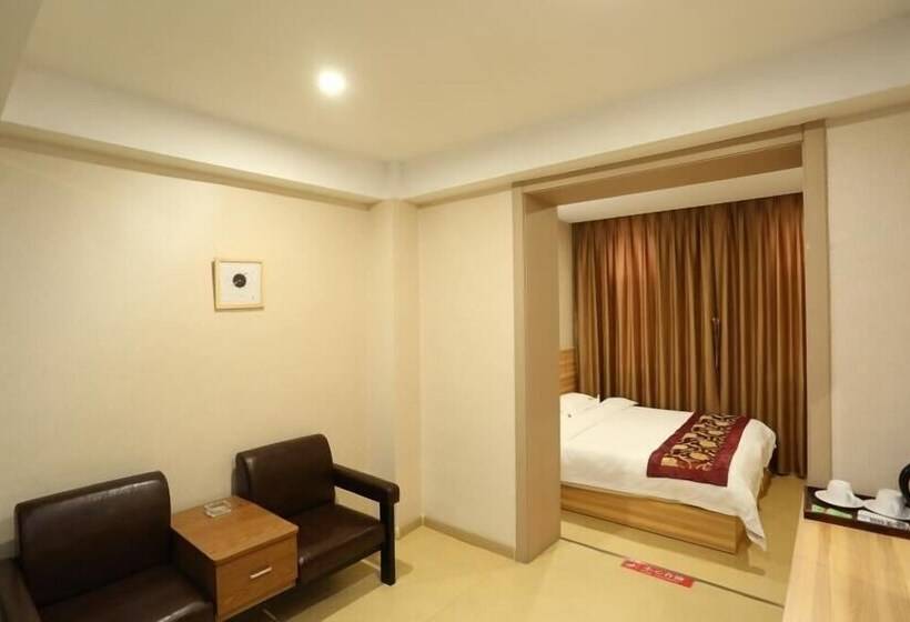 Отель Center Of City Creo