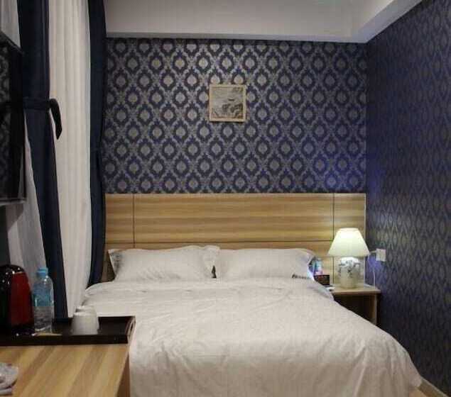 Отель Center Of City Creo