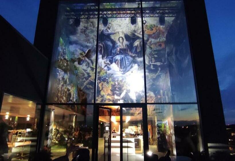 هتل Collini Rooms