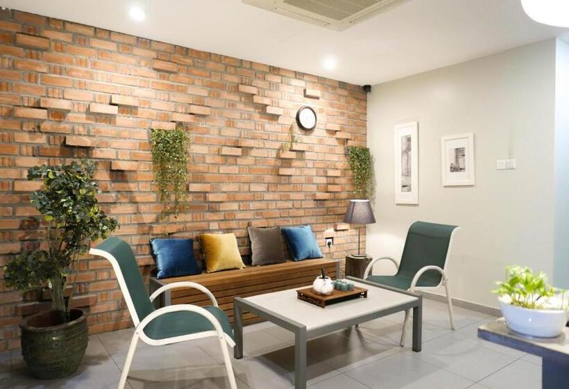 فندق Country Inn