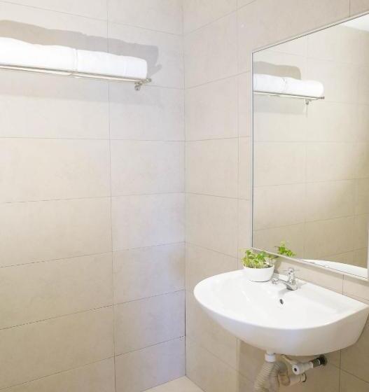 فندق Country Inn