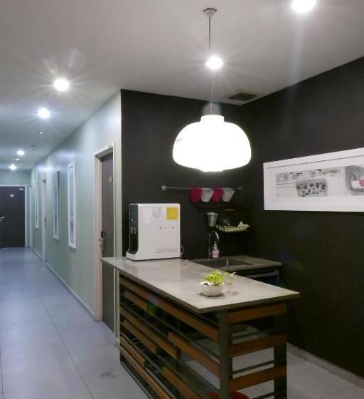 فندق Country Inn