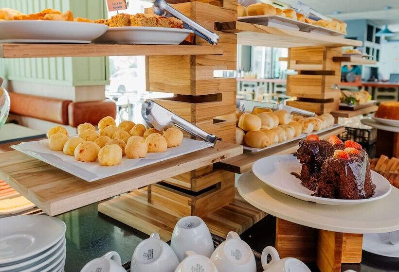 בית מלון כפרי Ibis Budget Vitoria